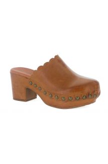 Genoa Scalloped Clog